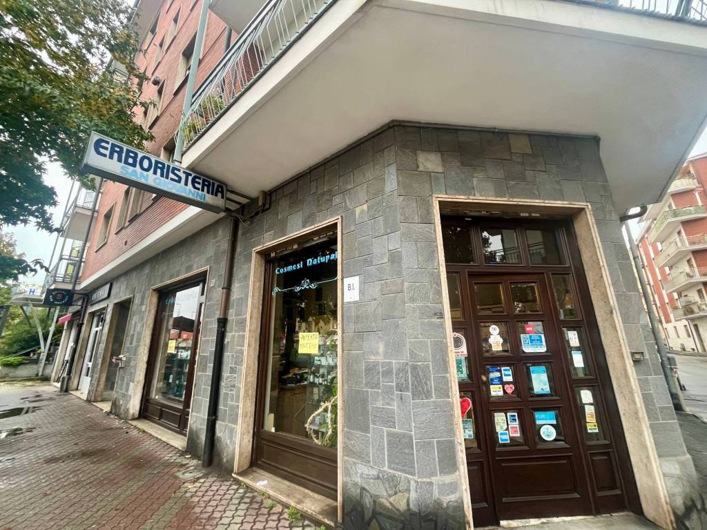 CEDESI ATTIVITA DI ERBORISTERIA ULTRATRENTENNALE