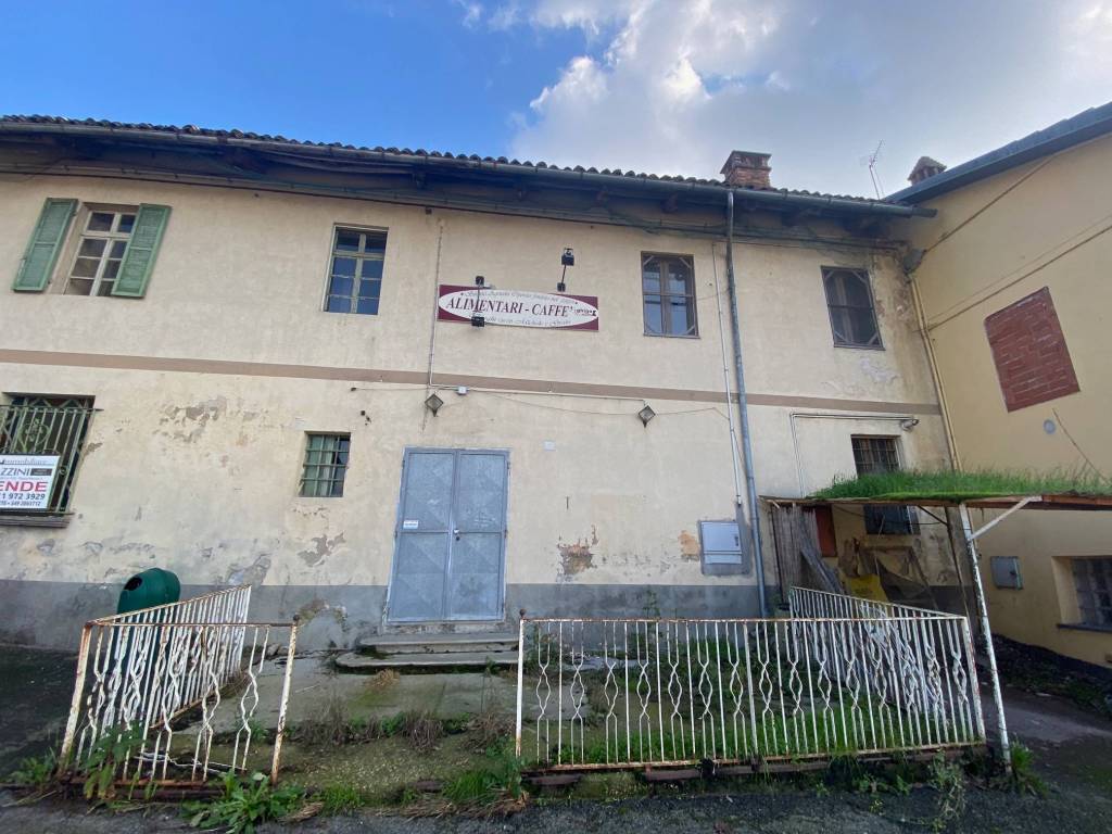 IMMOBILE DA RISTRUTTURARE PER SVILUPPO CASA INDIPENDENTE