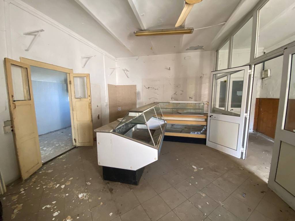IMMOBILE DA RISTRUTTURARE PER SVILUPPO CASA INDIPENDENTE
