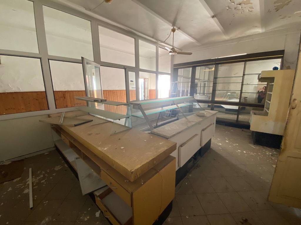 IMMOBILE DA RISTRUTTURARE PER SVILUPPO CASA INDIPENDENTE