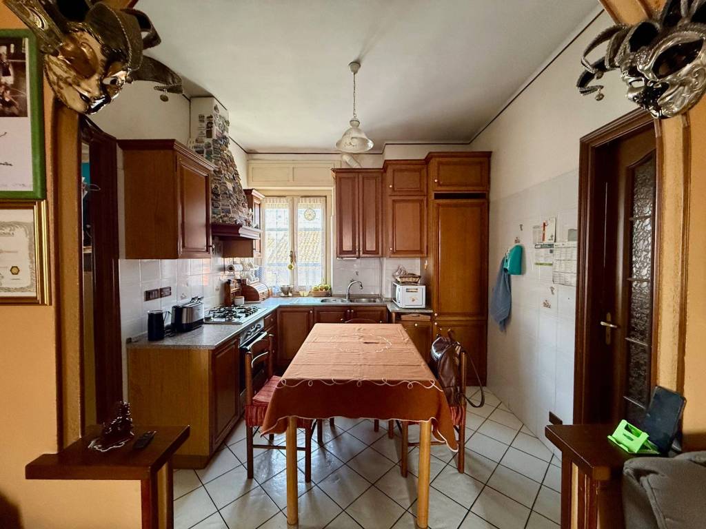 Ampia casa indipendente nel cuore di S. Bernardo