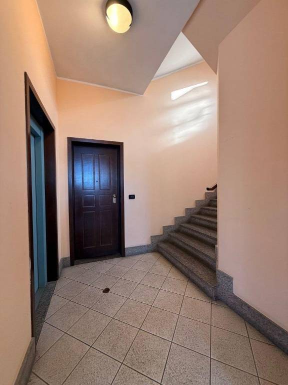 Ampio e luminoso appartamento bilivello nel complesso Agorà