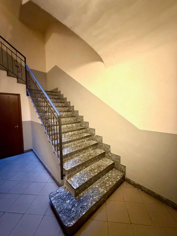 Luminoso appartamento in stabile d’epoca