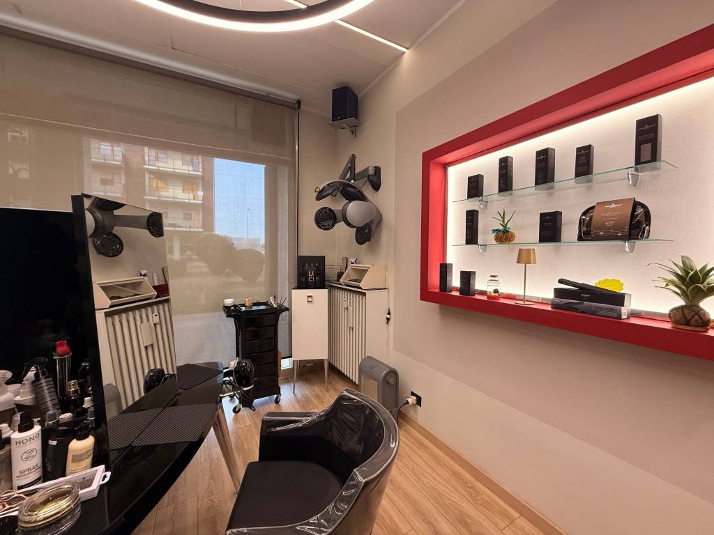 Locale commerciale in posizione centralissima a Carmagnola