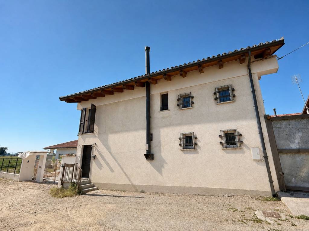 Casa indipendente in Borgo San Michele