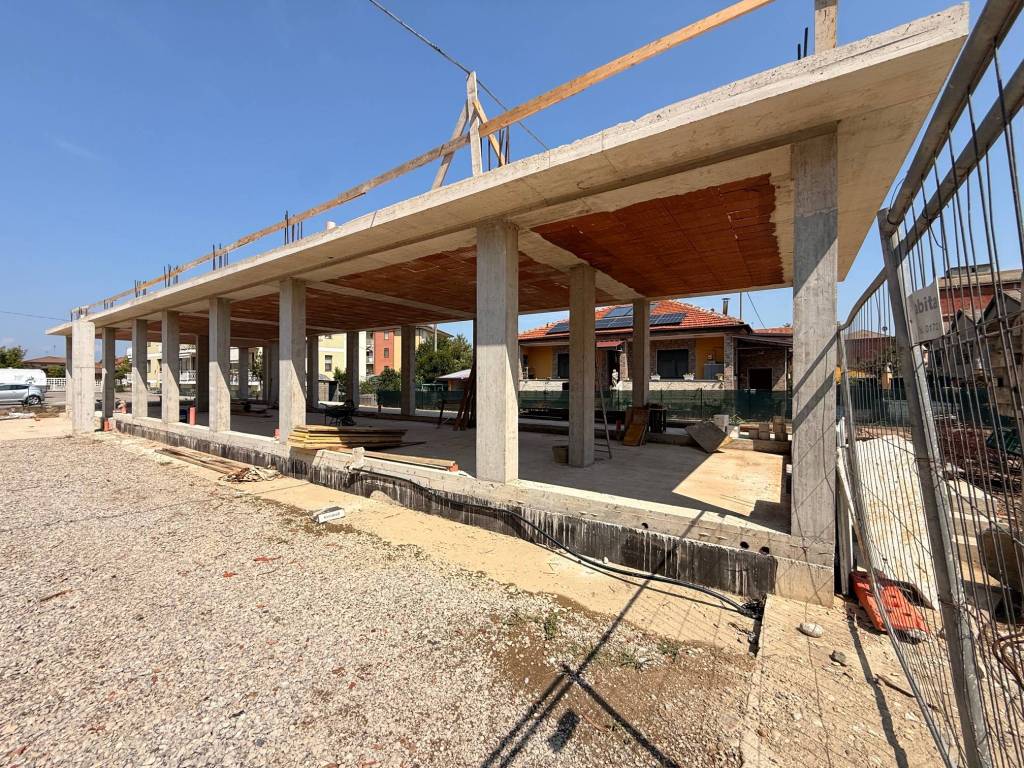 STRUTTURA NUOVA DA ULTIMARE PER CASA INDIPENDENTE