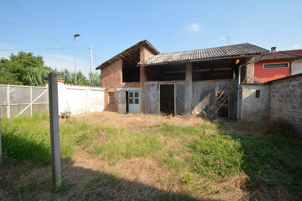 Casa indipendente da ristrutturare