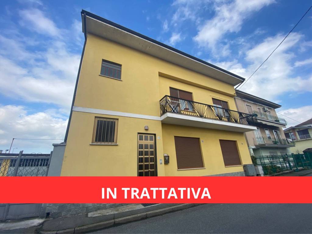 APPARTAMENTO CON GIARDINO IN BIFAMILIARE SENZA SPESE