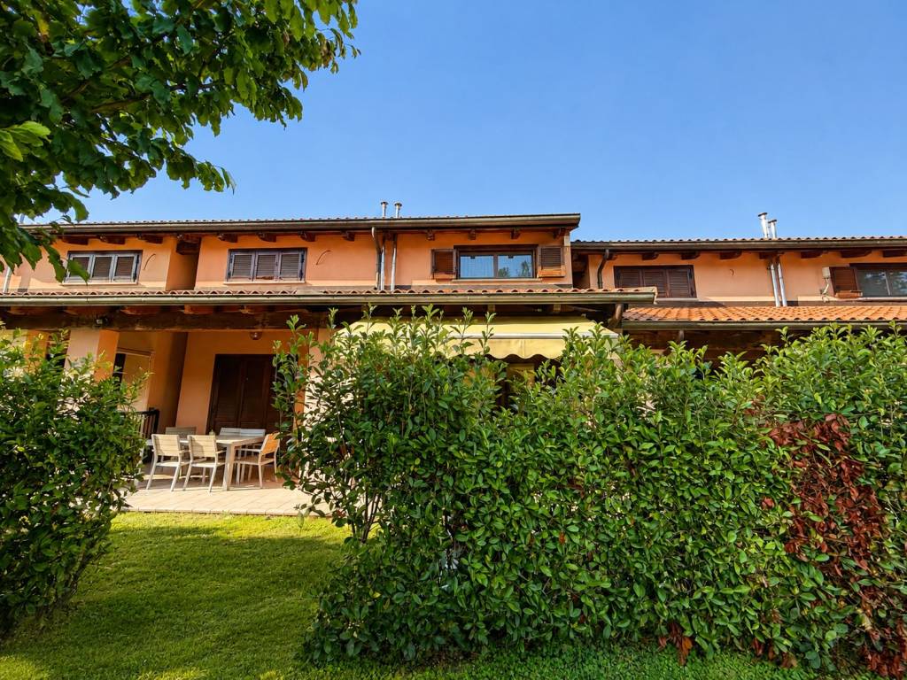 Splendida villetta nel Golf di Cherasco